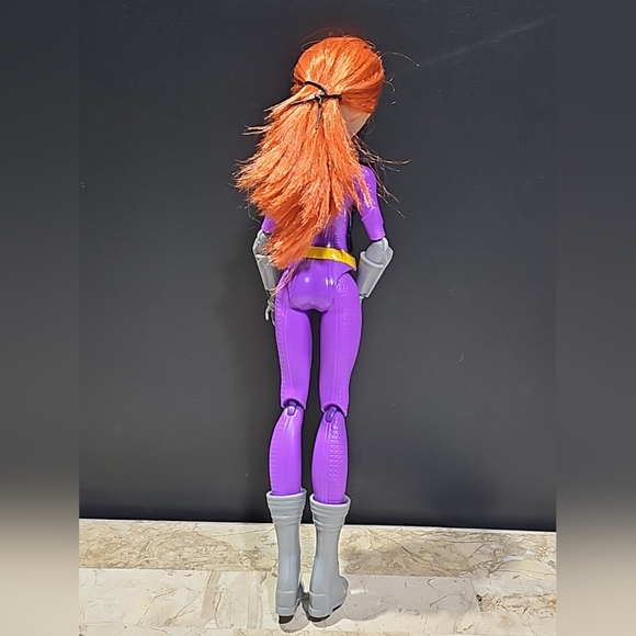 Mattel DC‎ SUPER-HERO GIRLS Batgirl Doll w/ Mission Gear 12" - Picture 5 of 6